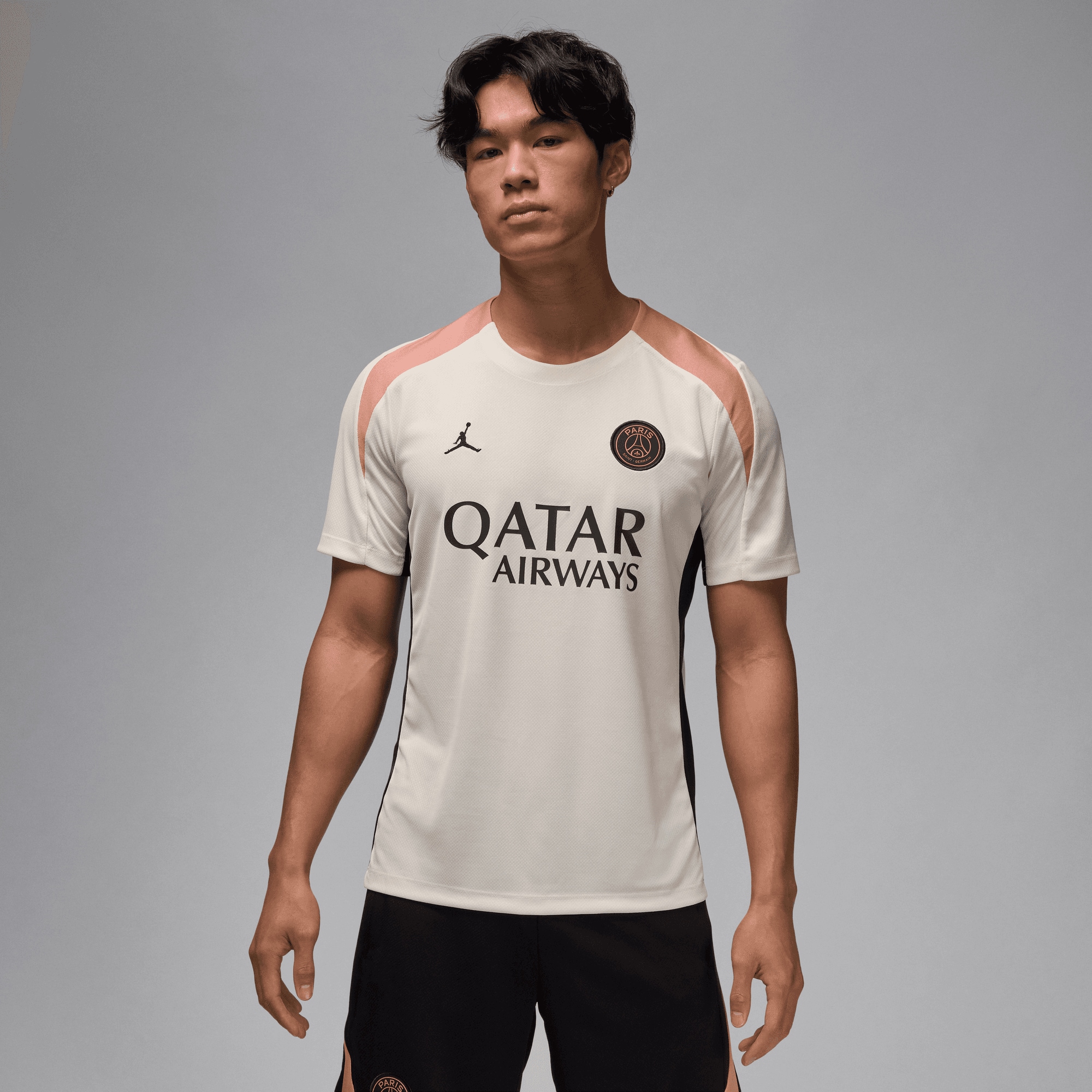 Exklusive psg jordan strike trainingsoberteil – elfenbein Kollektion – Premium Paris Saint Germain Trikots