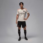 Exklusive psg jordan strike trainingsoberteil – elfenbein Kollektion – Premium Paris Saint Germain Trikots